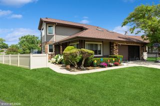 522 Waikiki Drive S, Des Plaines, IL 60016