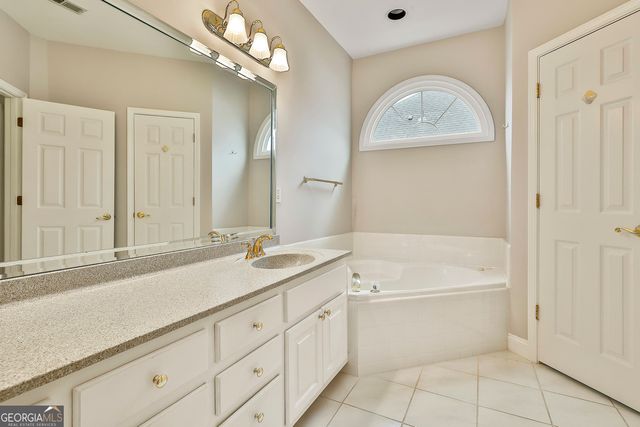 207 Prestwick Way N, Stockbridge, GA 30281