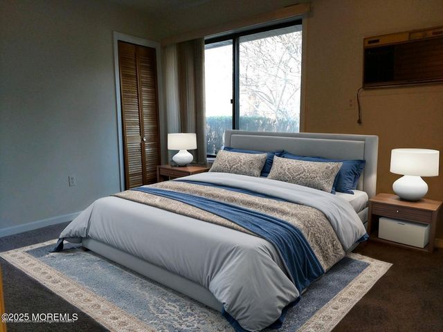 137 Amberly Drive E, Manalapan, NJ 07726