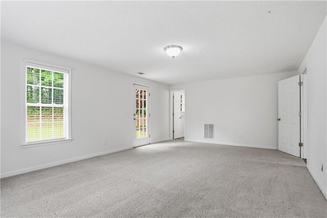 117 E Woodland Manor, Temple, GA 30179