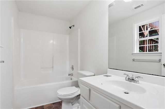 117 E Woodland Manor, Temple, GA 30179