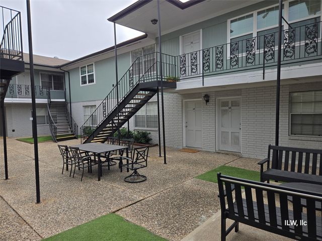 815 Harvard Street 30, Houston, TX 77007