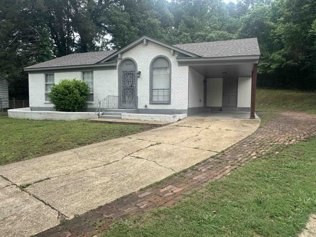 4200 CLYDESDALE DR, Memphis, TN 38109