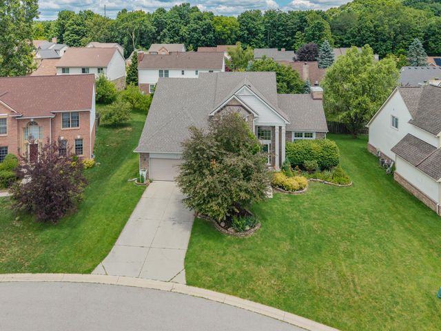 1829 Michelle Court, Ann Arbor, MI 48105