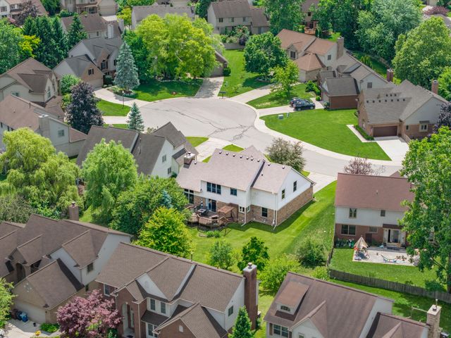 1829 Michelle Court, Ann Arbor, MI 48105