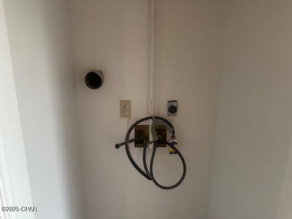 Image 12 of property listing at 141 N Southfields Road 110, Panama City Beach, FL 32413