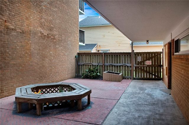 14810 Windward Dr 516, Corpus Christi, TX 78418