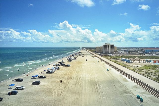 14810 Windward Dr 516, Corpus Christi, TX 78418