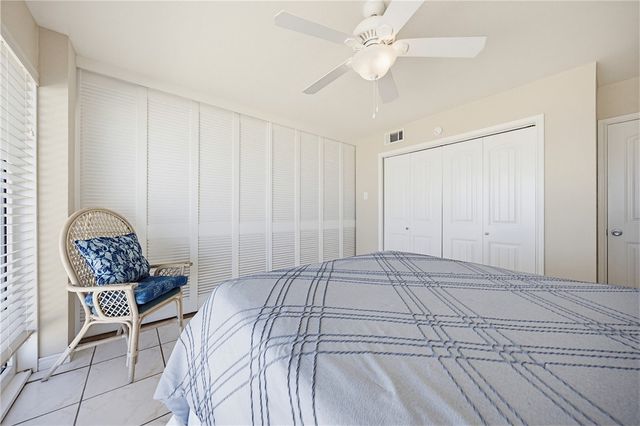 14810 Windward Dr 516, Corpus Christi, TX 78418