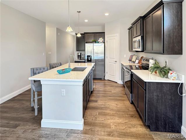 891 Walter Way, Washington, MO 63090