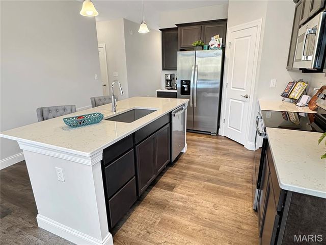 891 Walter Way, Washington, MO 63090