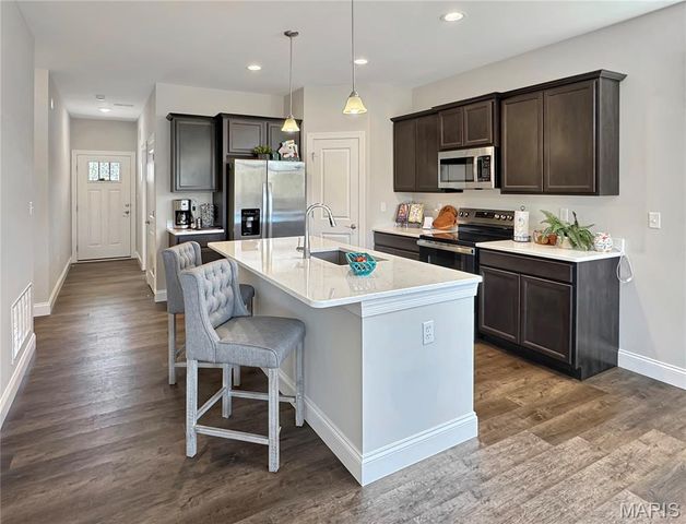 891 Walter Way, Washington, MO 63090