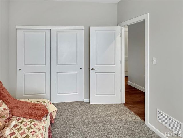 891 Walter Way, Washington, MO 63090