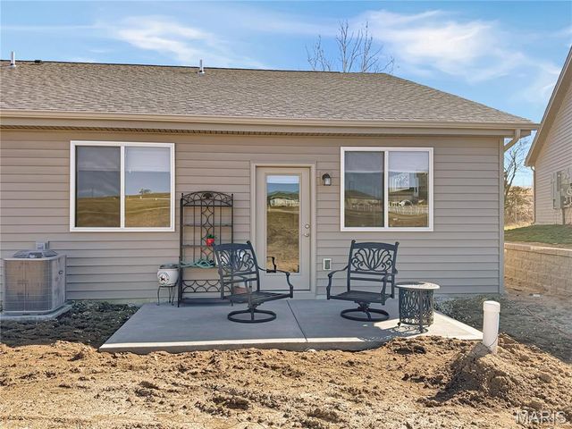 891 Walter Way, Washington, MO 63090