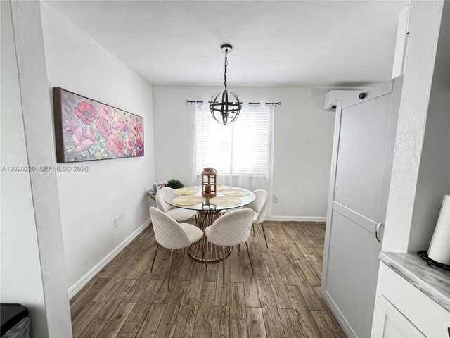 2726 Taylor St, Hollywood, FL 33020
