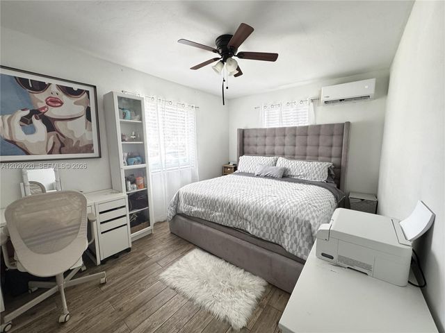 2726 Taylor St, Hollywood, FL 33020