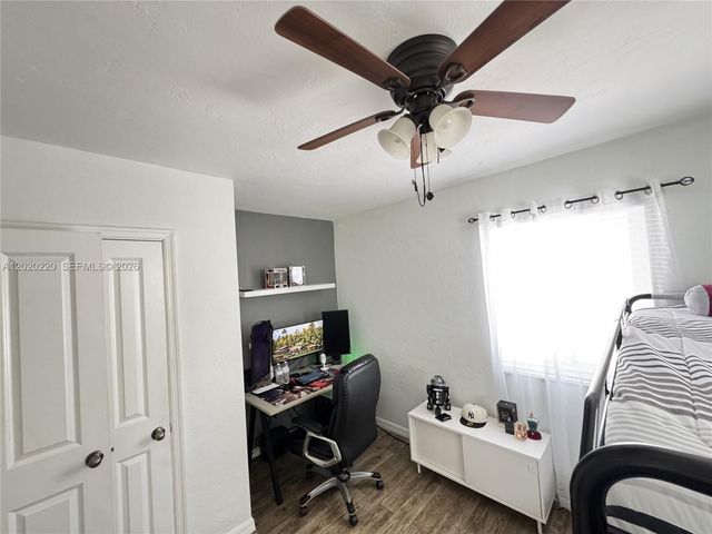 2726 Taylor St, Hollywood, FL 33020
