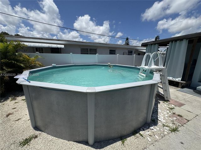 2726 Taylor St, Hollywood, FL 33020