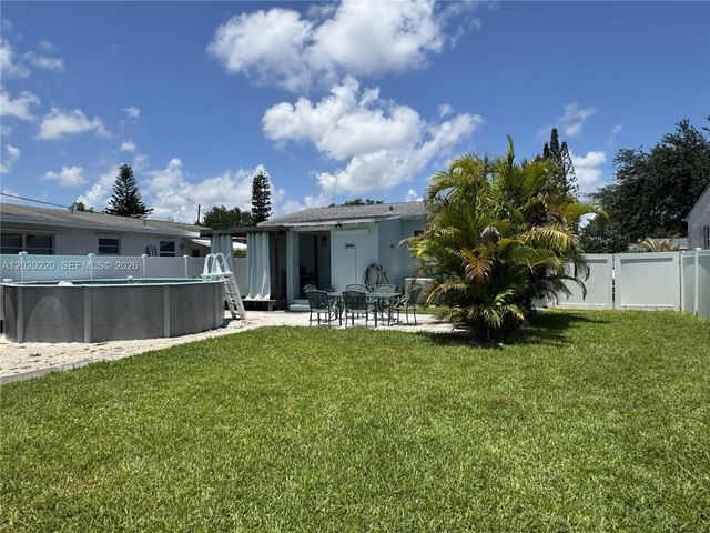 2726 Taylor St, Hollywood, FL 33020