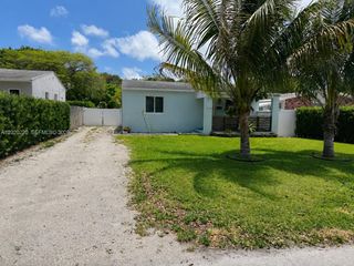 2726 Taylor St, Hollywood, FL 33020