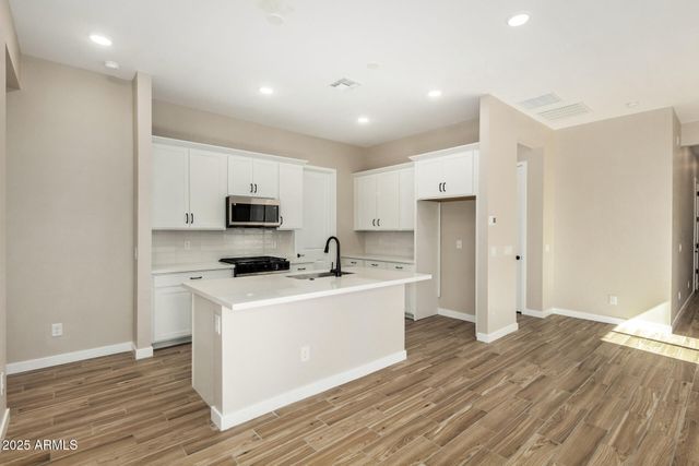 5590 N 205TH Lane, Buckeye, AZ 85396