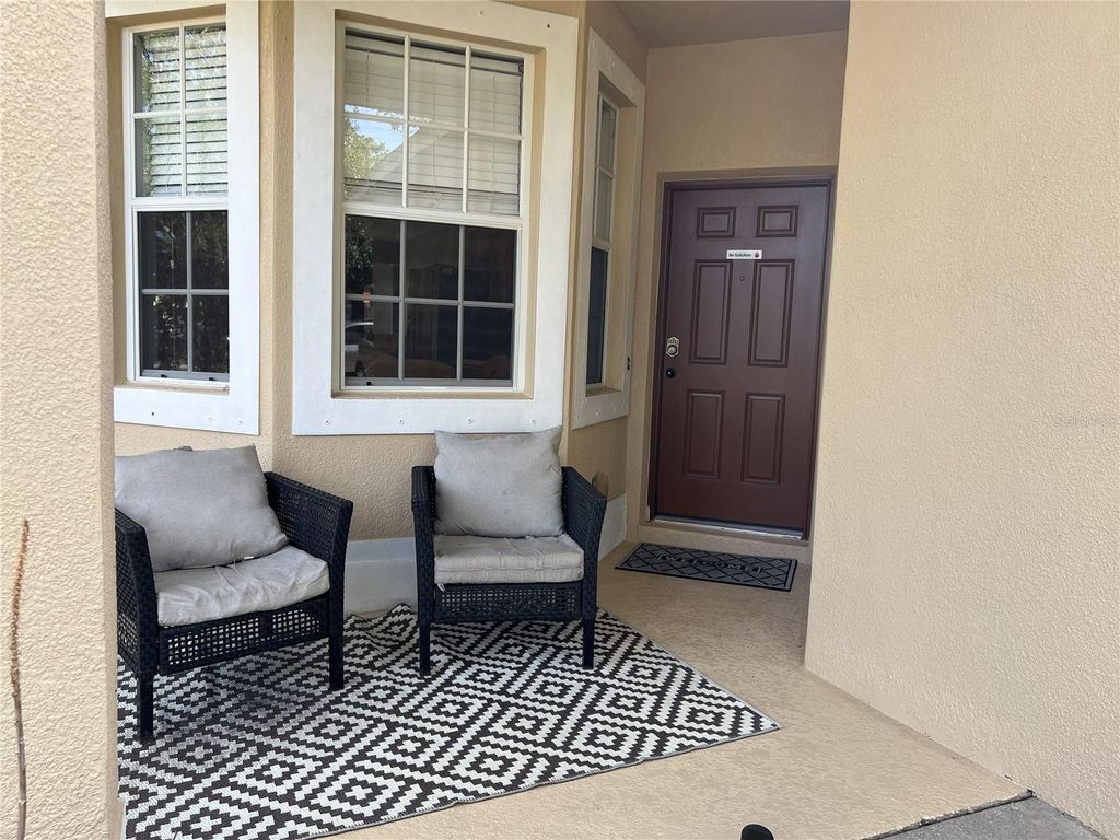 Image 6 of property listing at 7003 CHATUM LIGHT RUN, Bradenton, FL 34212