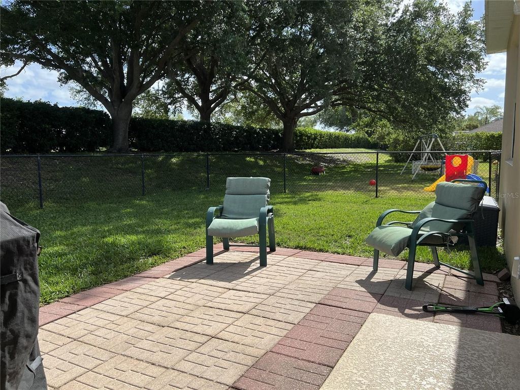 Image 52 of property listing at 7003 CHATUM LIGHT RUN, Bradenton, FL 34212