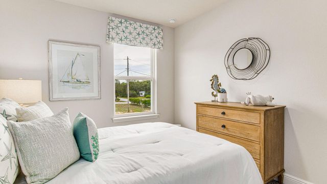 2645 Cliff Hollow Circle, Gulf Breeze, FL 32563