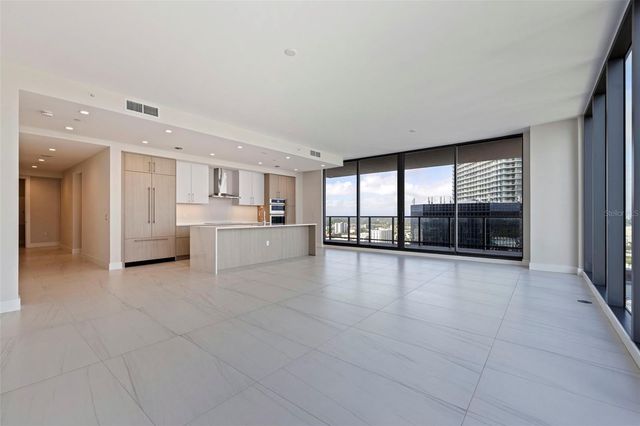 275 1ST AVENUE S 2201, St Petersburg, FL 33701