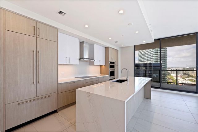 275 1ST AVENUE S 2201, St Petersburg, FL 33701