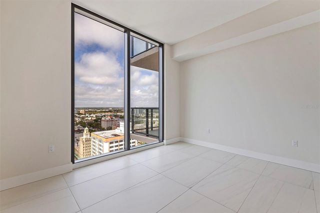 275 1ST AVENUE S 2201, St Petersburg, FL 33701