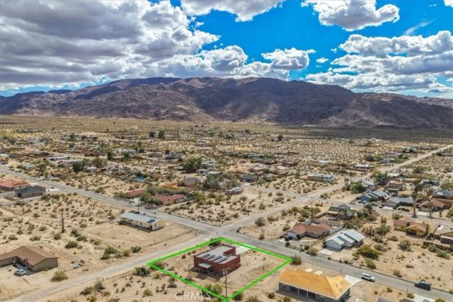 7425 Kellogg Avenue, 29 Palms, CA 92277