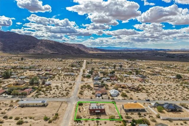 7425 Kellogg Avenue, 29 Palms, CA 92277