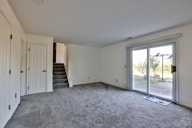 6077 Snowhill Drive, Liberty Twp, OH 45011