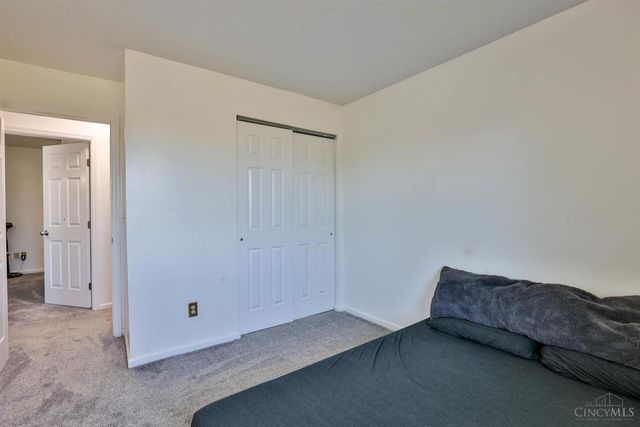 6077 Snowhill Drive, Liberty Twp, OH 45011