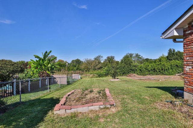 6077 Snowhill Drive, Liberty Twp, OH 45011