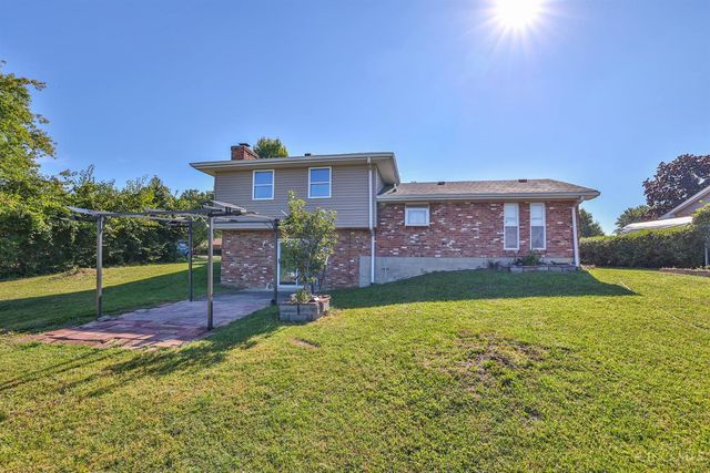 6077 Snowhill Drive, Liberty Twp, OH 45011
