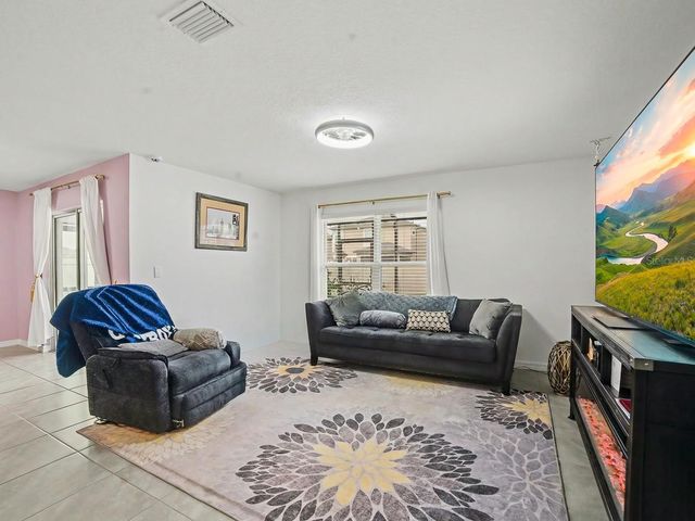 3173 SILVER DATE DRIVE, Wimauma, FL 33598