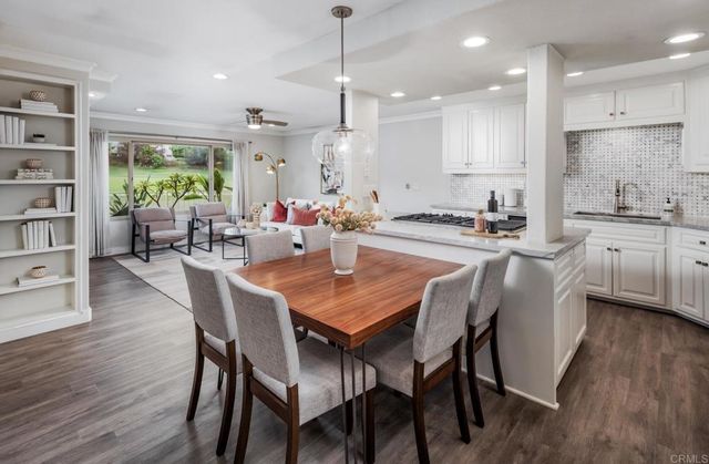 7525 Jerez Court F, Carlsbad, CA 92009