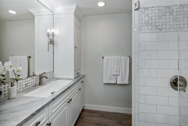 7525 Jerez Court F, Carlsbad, CA 92009