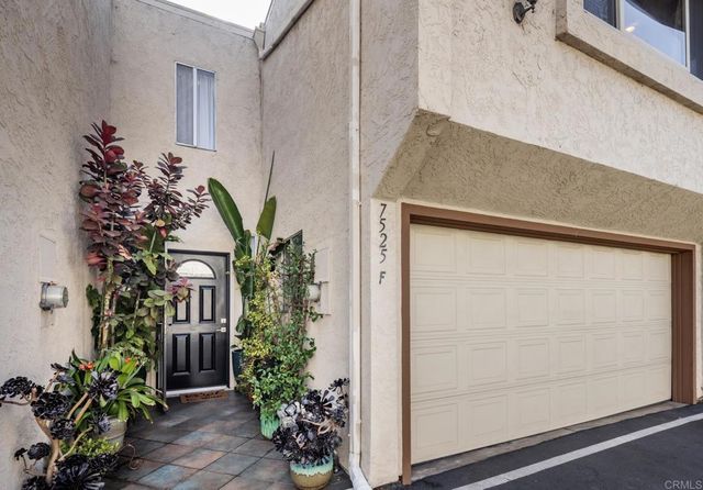 7525 Jerez Court F, Carlsbad, CA 92009
