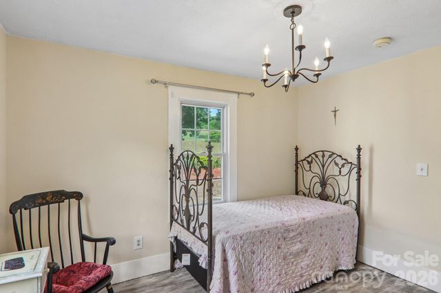 120 Caring Place Loop, Clyde, NC 28721