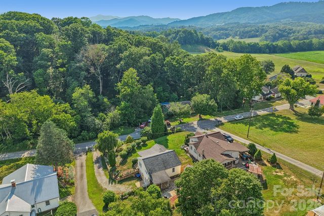 120 Caring Place Loop, Clyde, NC 28721