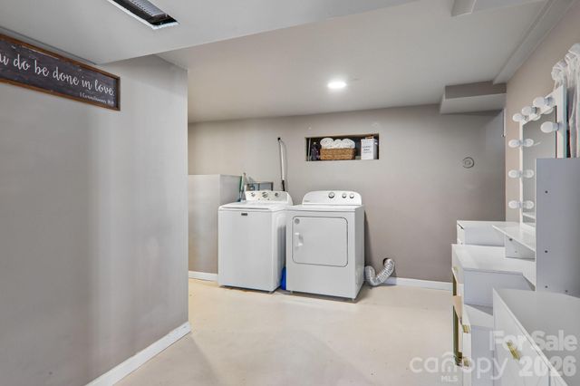 120 Caring Place Loop, Clyde, NC 28721