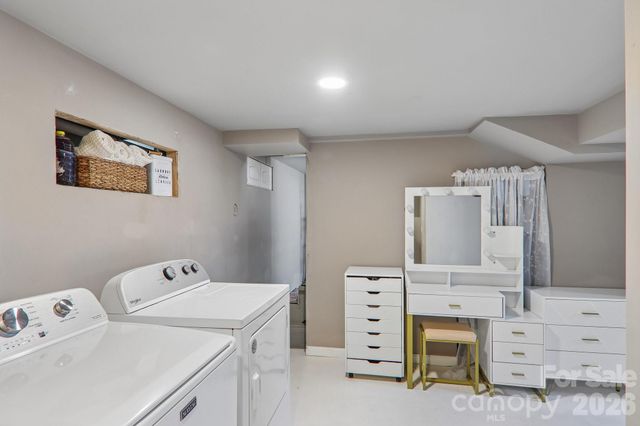 120 Caring Place Loop, Clyde, NC 28721