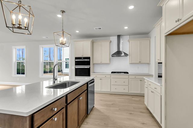 749 Maynard Lane, Summerville, SC 29486