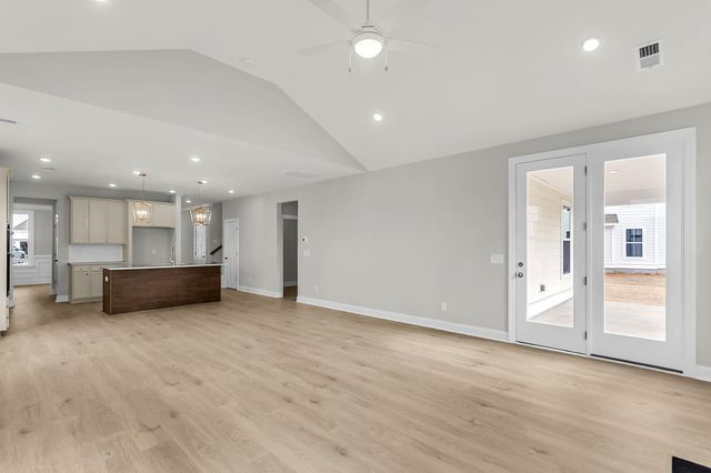 749 Maynard Lane, Summerville, SC 29486