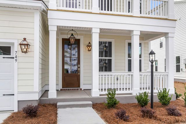 749 Maynard Lane, Summerville, SC 29486