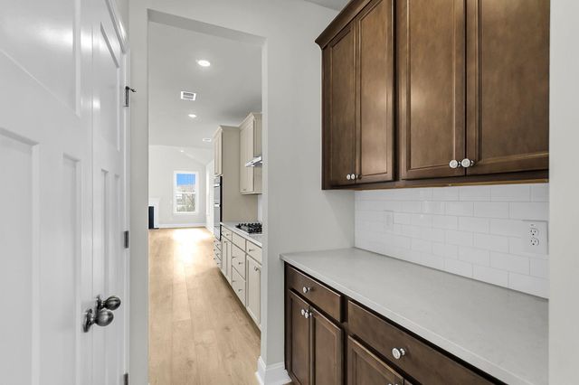 749 Maynard Lane, Summerville, SC 29486