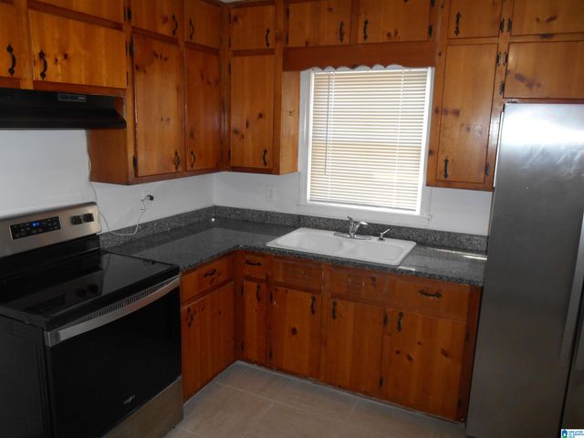 2532 2ND PLACE, Center Point, AL 35215